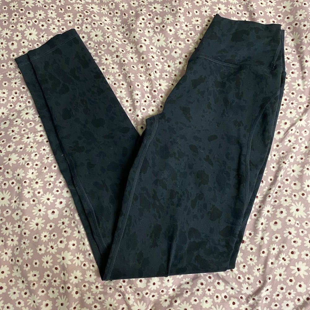 Alphalete Surface Camo Leggings size small